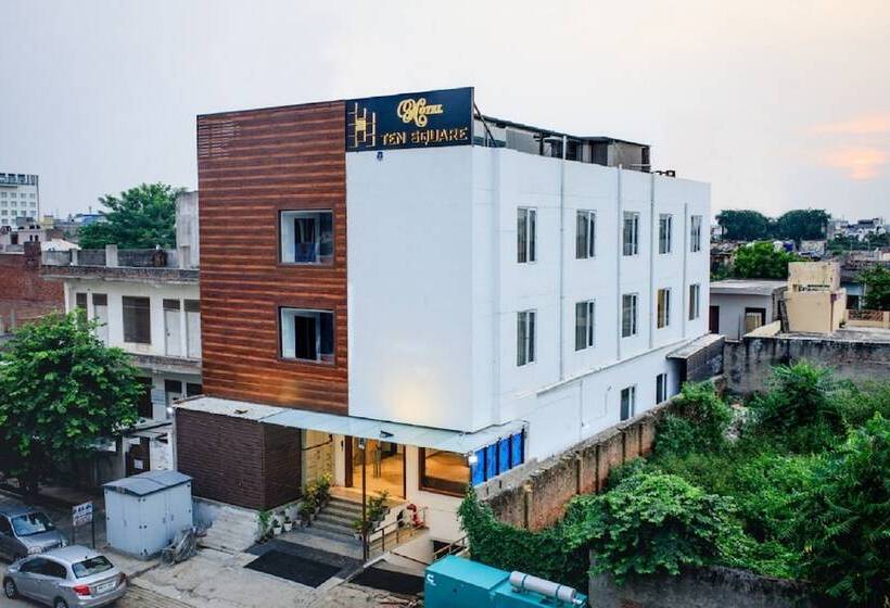 Отель Ten Square, India