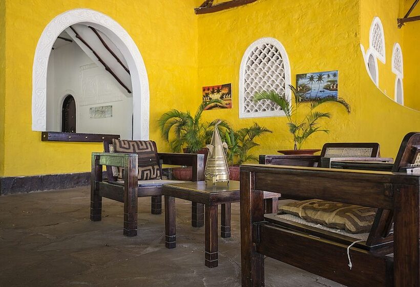 هتل The Coconut Beach Boutique Lodge & Spa