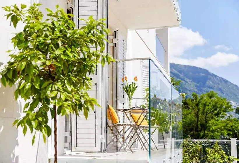 Maison W