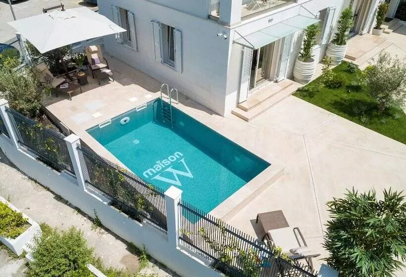 Maison W