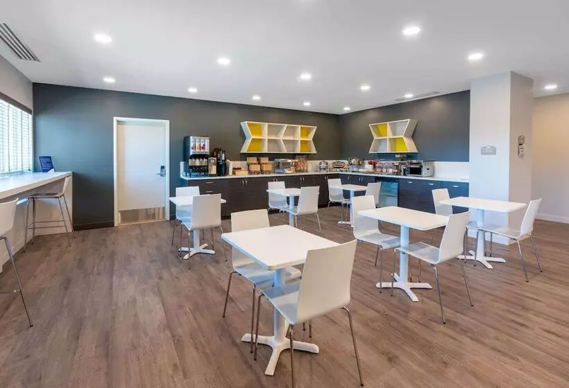 Microtel Inn & Suites By Wyndham Portage La Prairie