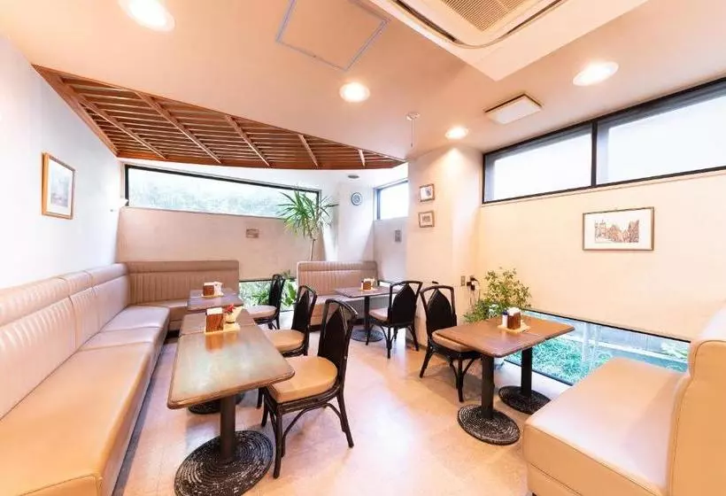 Oyo 648 Hotel Drake