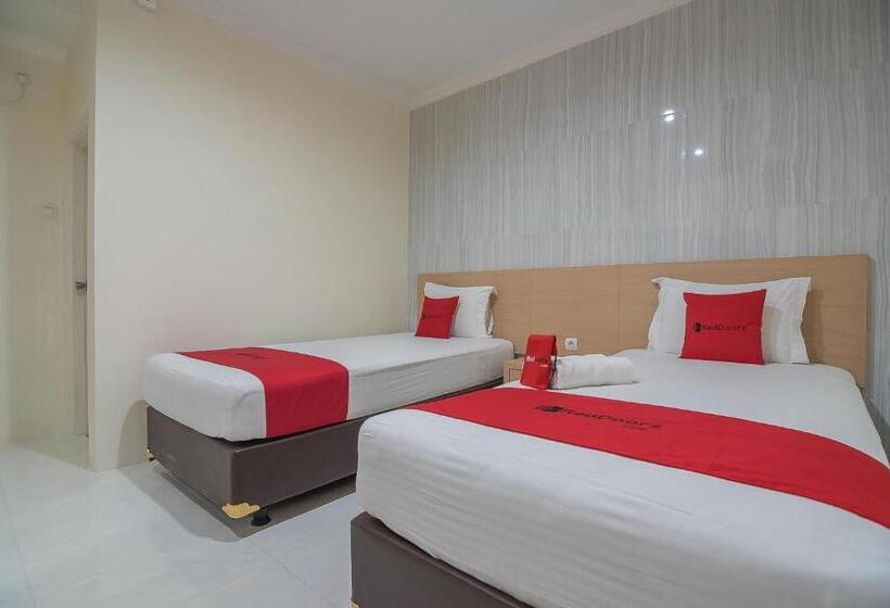 بنسيون Reddoorz Near Mt Haryono Semarang