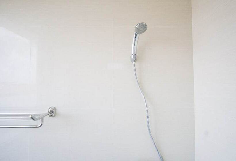 Pensjonat Reddoorz Plus Near Discovery Shopping Mall Bali