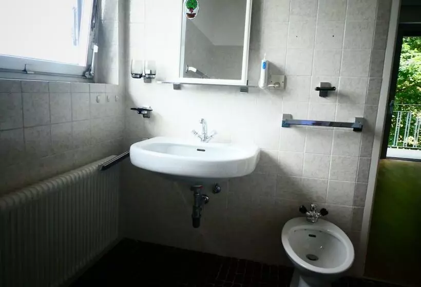Prime Rooms Vienna   Hostel