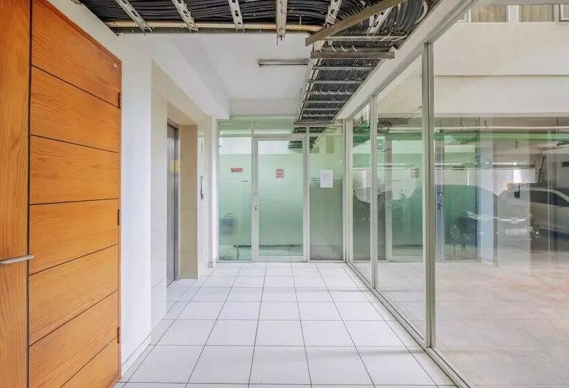 ユースホステル Micasa Residence By Oyo Rooms