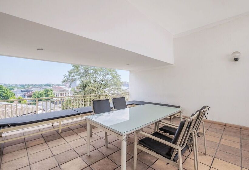 Szálló Micasa Residence By Oyo Rooms