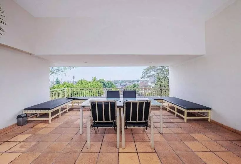 ユースホステル Micasa Residence By Oyo Rooms