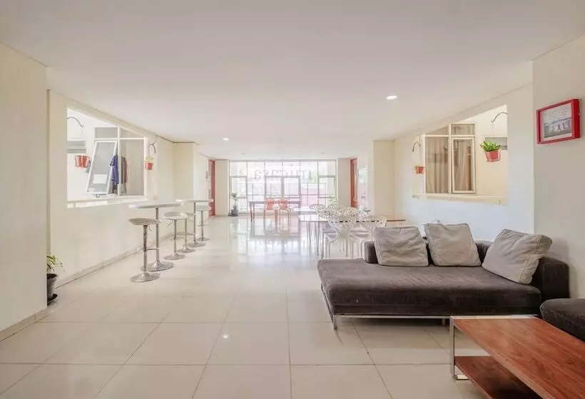 ユースホステル Micasa Residence By Oyo Rooms