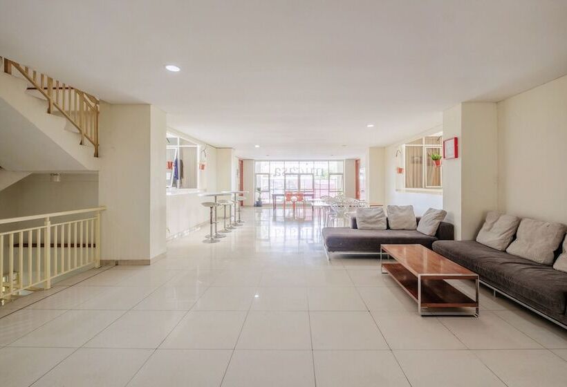 Szálló Micasa Residence By Oyo Rooms