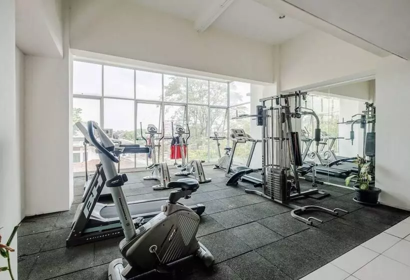 ユースホステル Micasa Residence By Oyo Rooms