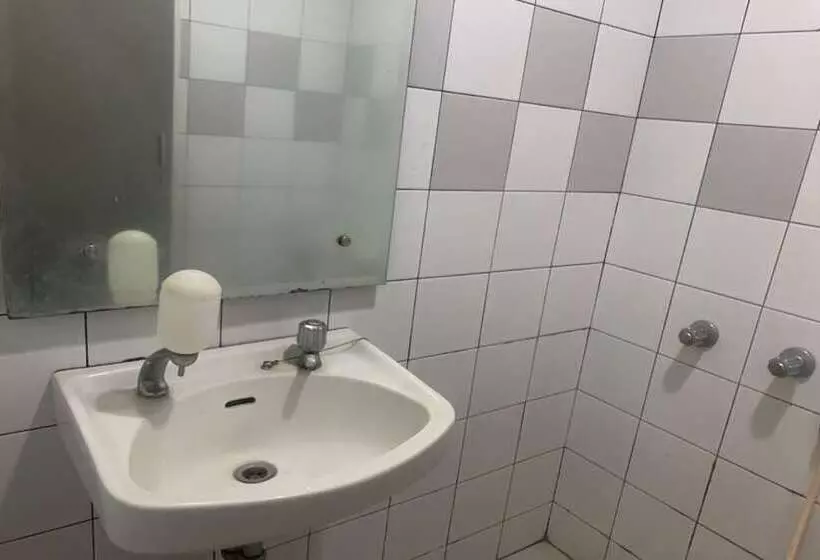 ユースホステル Micasa Residence By Oyo Rooms