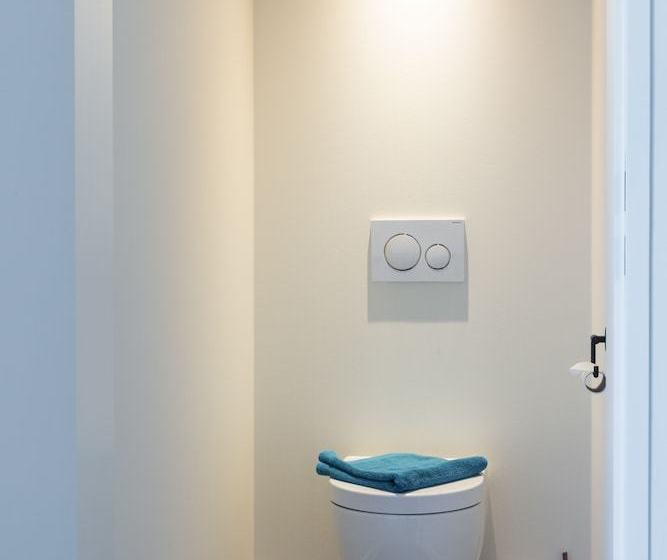 住宿加早餐  Eiland