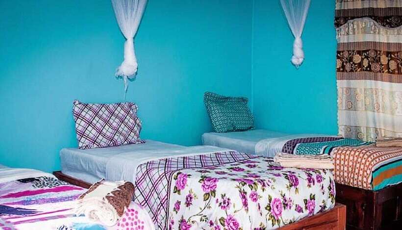 Bed and Breakfast Lindas's Lodge