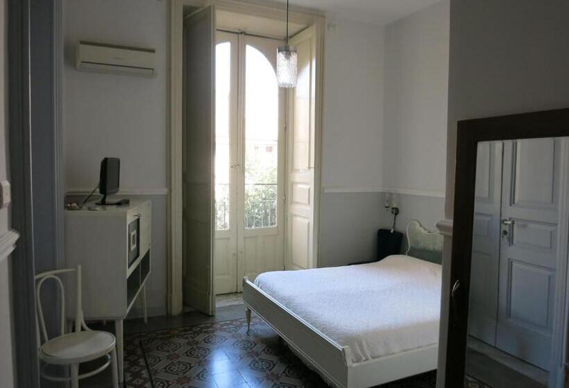 تختخواب و صبحانه Maison Decò