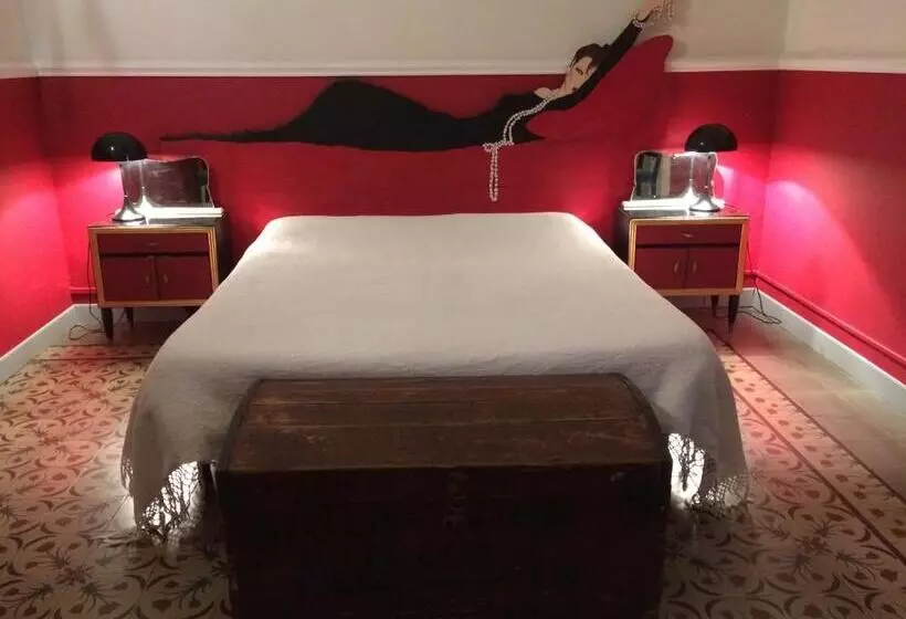 تختخواب و صبحانه Maison Decò