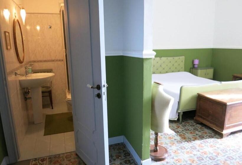 تختخواب و صبحانه Maison Decò