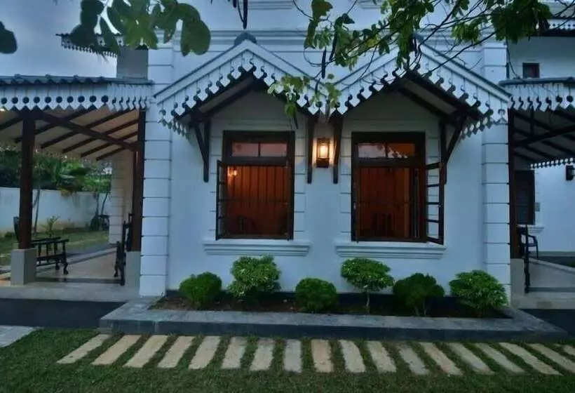 ホテル Headman House Antique Villa A Seaside Royal Stay