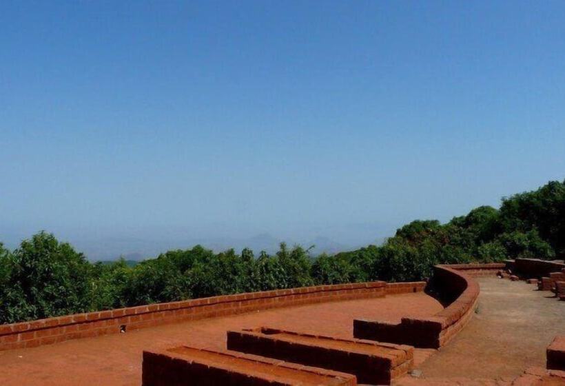 هتل La Serene Resort And Spa