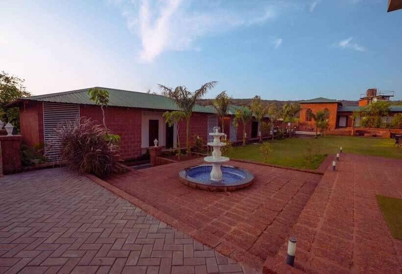 هتل La Serene Resort And Spa