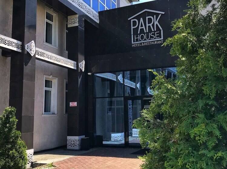 هتل Park House Taldykorgan