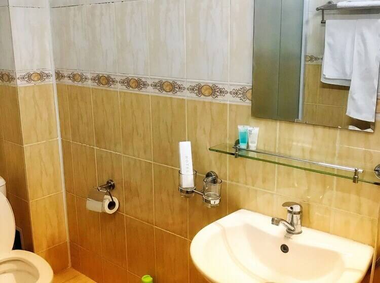 هتل Park House Taldykorgan