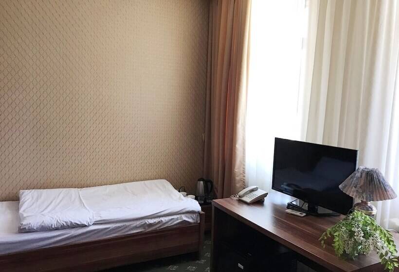 هتل Park House Taldykorgan