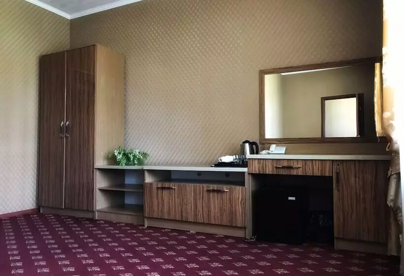 هتل Park House Taldykorgan