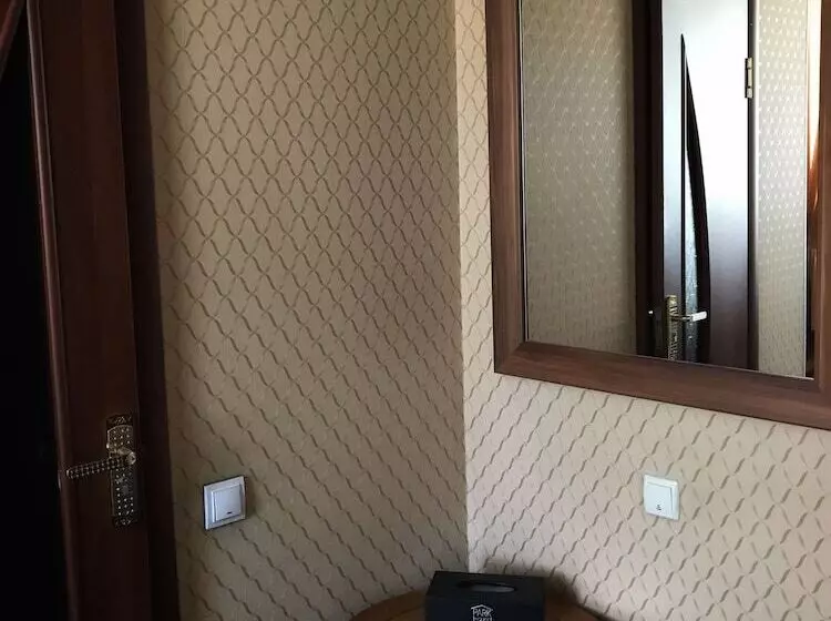 هتل Park House Taldykorgan