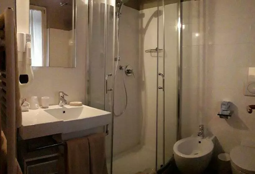 Maaseutuhotelli Sostio A Levante