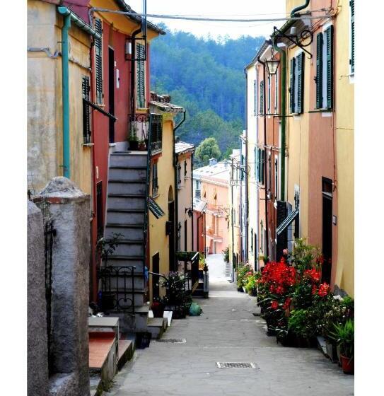 فندق ريفى Sostio A Levante