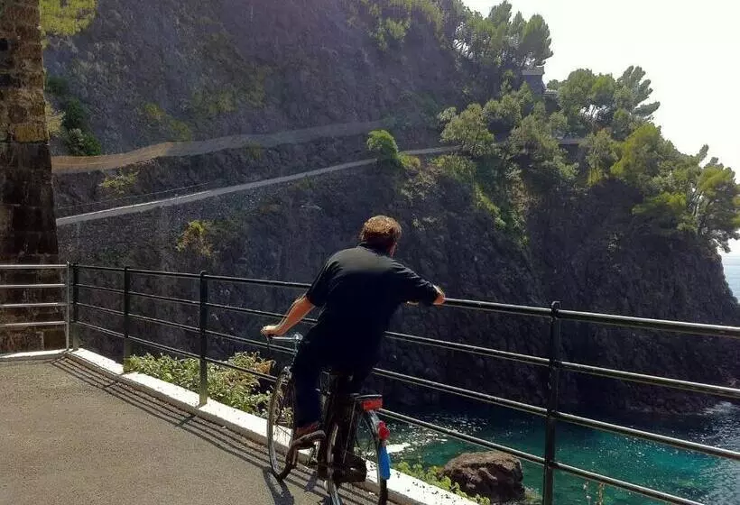 Maaseutuhotelli Sostio A Levante