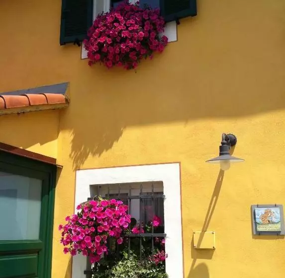 Maaseutuhotelli Sostio A Levante