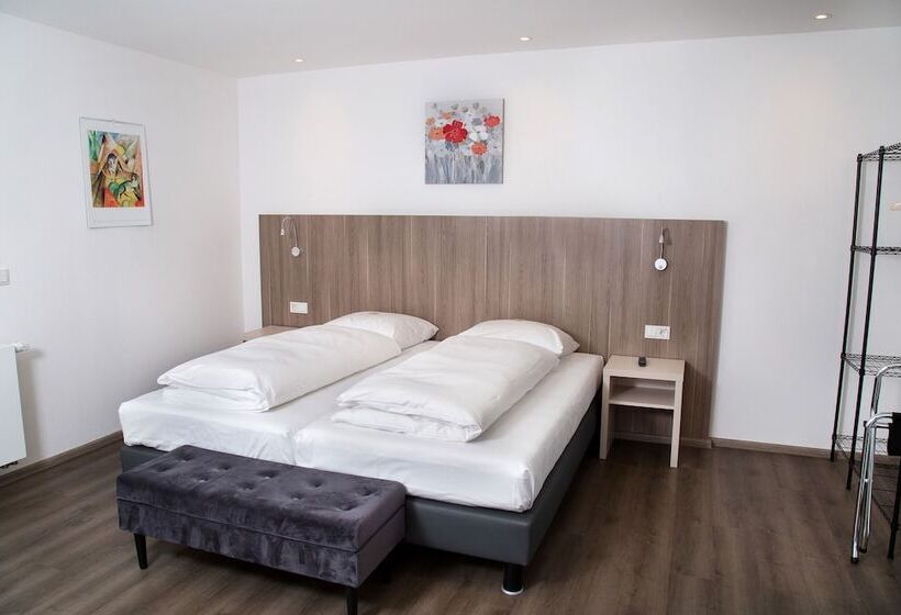 Sevendays Hotel And Boardinghouse Kirchheim