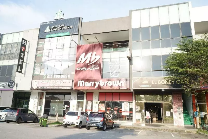 هتل Victory Inn