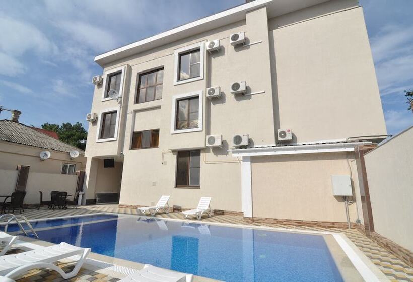 פנסיון Guest House Helena