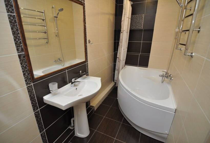 פנסיון Guest House Helena