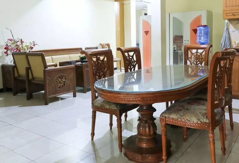 Majatalo Guest House Samarinda