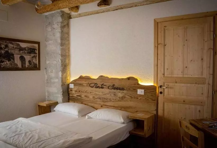 ペンション Locanda Ponte Serra