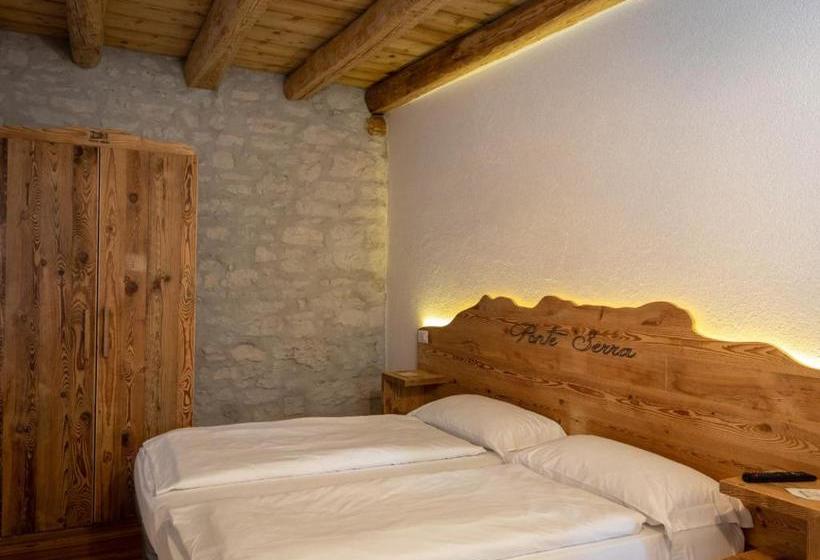 פנסיון Locanda Ponte Serra