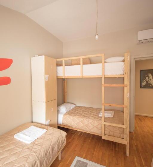 הוסטל Mosaic Home