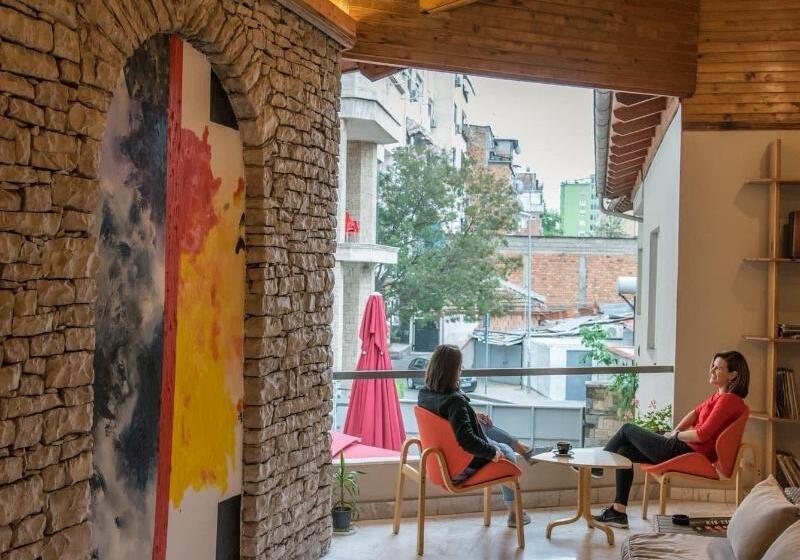 הוסטל Mosaic Home