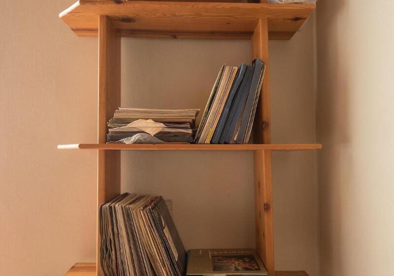 הוסטל Mosaic Home