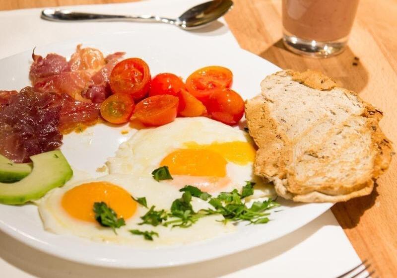 הוסטל Mosaic Home