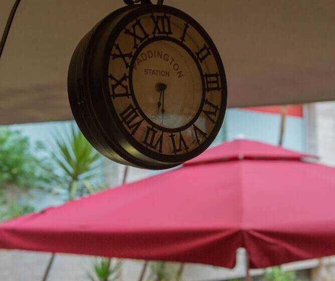 הוסטל Mosaic Home