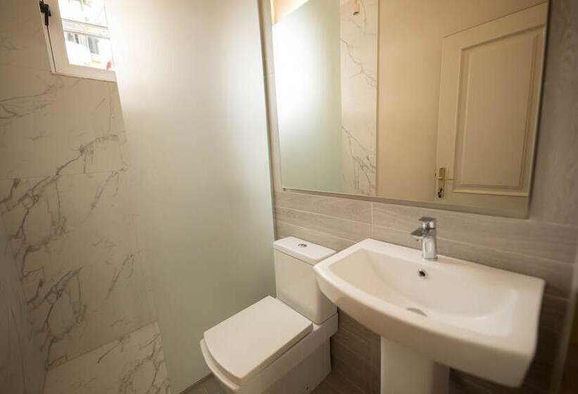 הוסטל Mosaic Home