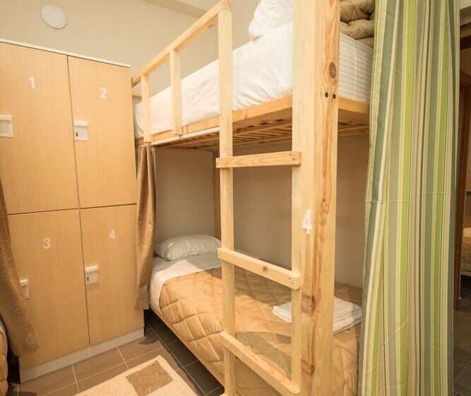 הוסטל Mosaic Home