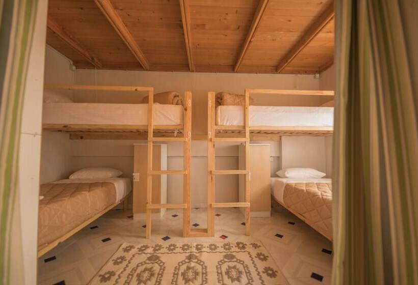 הוסטל Mosaic Home