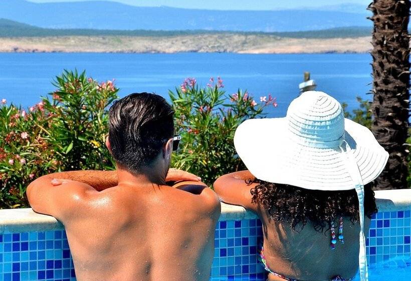 Apartments Lounger Frkovic