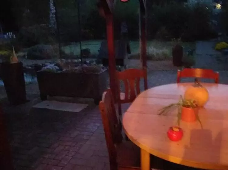 Aamiaismajoitus (B&B) Haus Schnucke